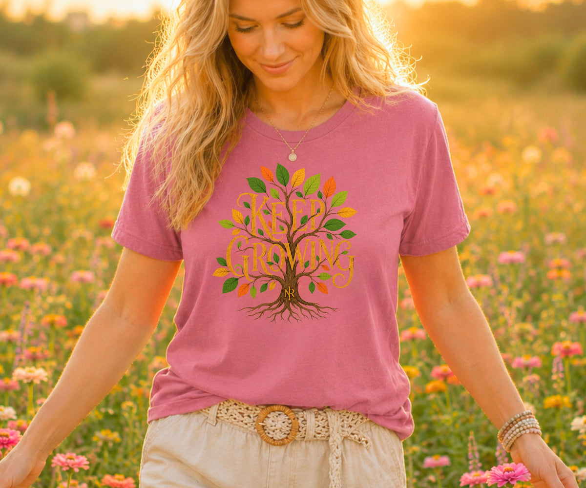 KEEP GROWING Women’s Graphic T-Shirt