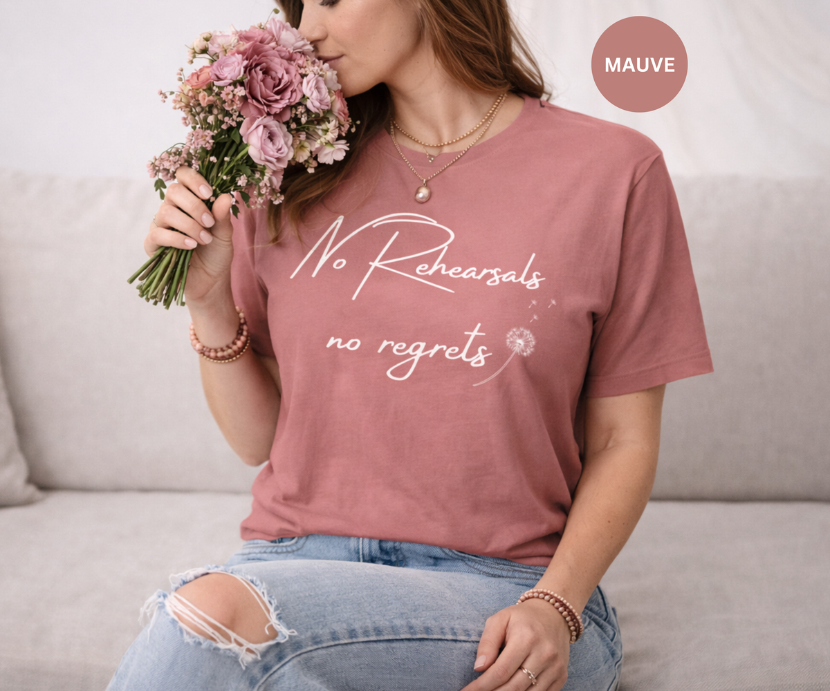NO REGRETS Women's T-shirt