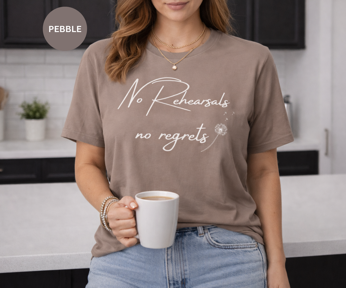 NO REGRETS Women's T-shirt