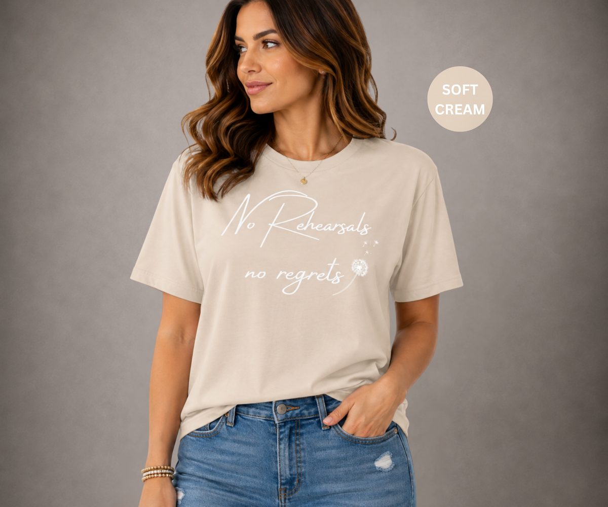 NO REGRETS Women's T-shirt